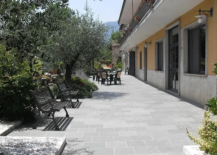 Bompiani Супино